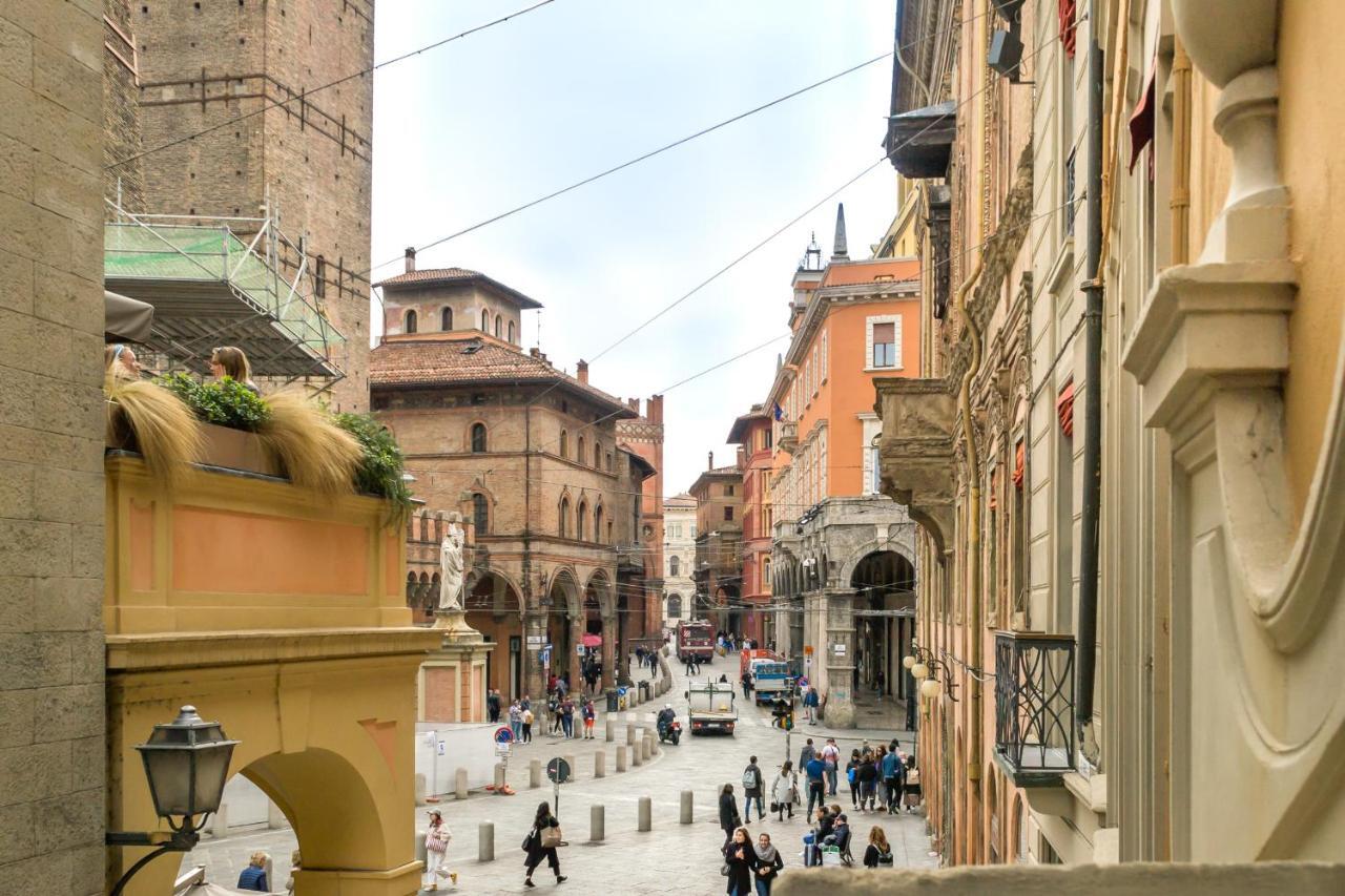 Sphera Bologna, Design Suite Under The Two Towers Exterior photo